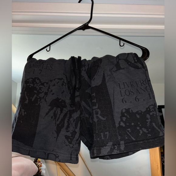 Xxxtentacion revenge tour shorts